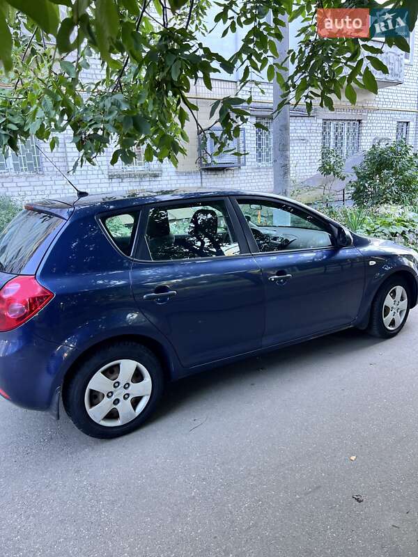 Хетчбек Kia Ceed 2008 в Вишневому