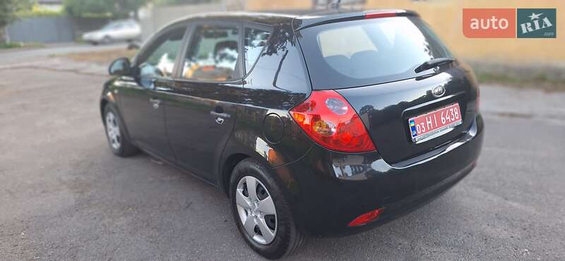 Хэтчбек Kia Ceed 2008 в Нежине