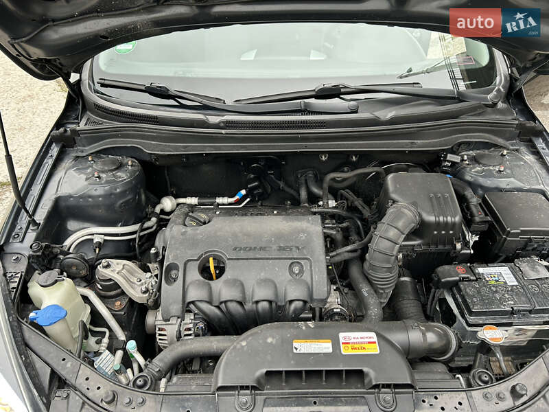 Хэтчбек Kia Ceed 2009 в Виннице