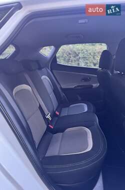 Хэтчбек Kia Ceed 2013 в 