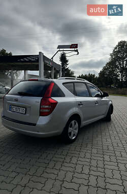 Универсал Kia Ceed 2009 в 