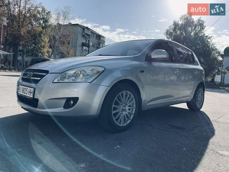 Хэтчбек Kia Ceed 2007 в Полтаве