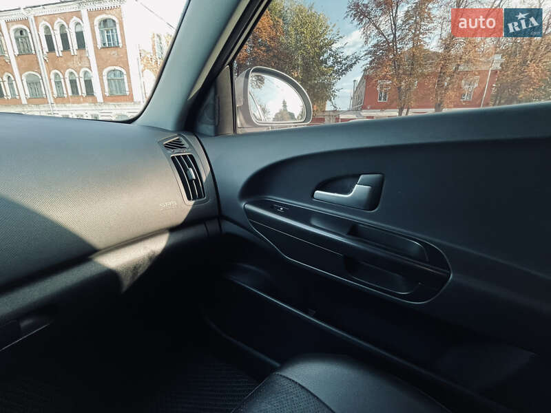 Хэтчбек Kia Ceed 2007 в Полтаве