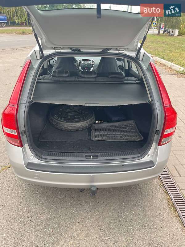 Универсал Kia Ceed 2011 в Полтаве