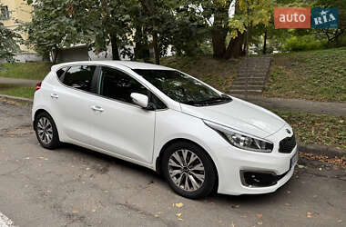 Хэтчбек Kia Ceed 2017 в Киеве