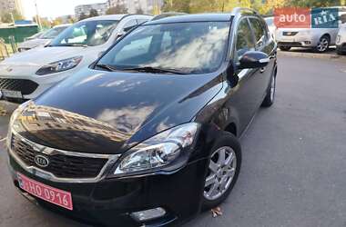 Универсал Kia Ceed 2011 в Сумах