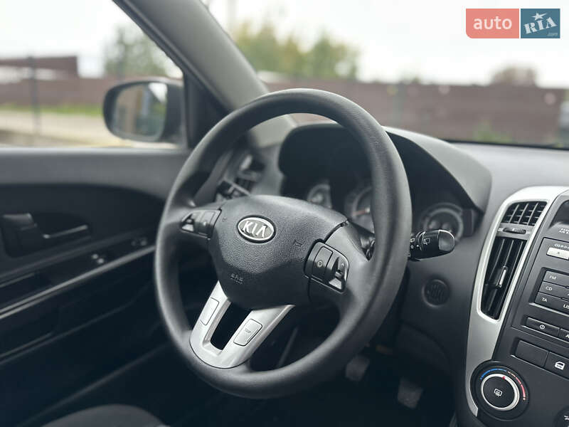 Универсал Kia Ceed 2009 в Виннице