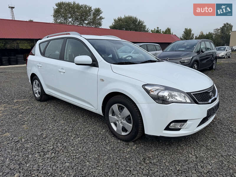 Универсал Kia Ceed 2011 в 