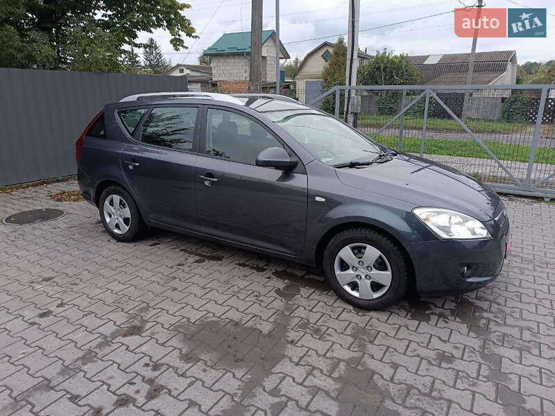 Универсал Kia Ceed 2009 в Красилове