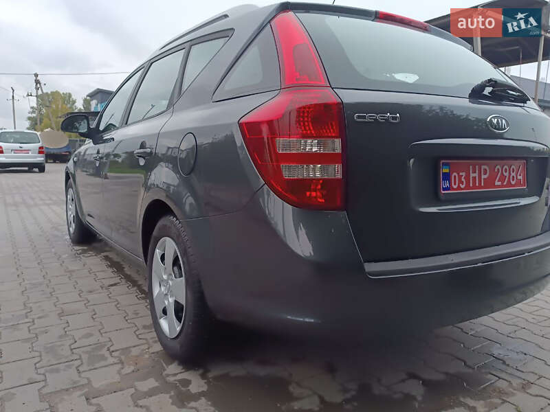 Универсал Kia Ceed 2009 в Красилове