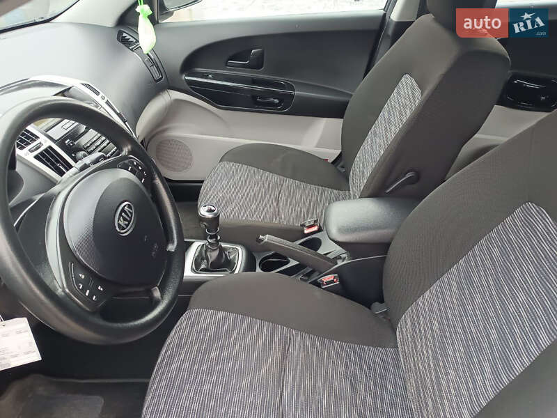 Универсал Kia Ceed 2009 в Красилове