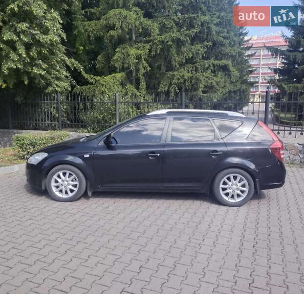 Универсал Kia Ceed 2008 в Миргороде