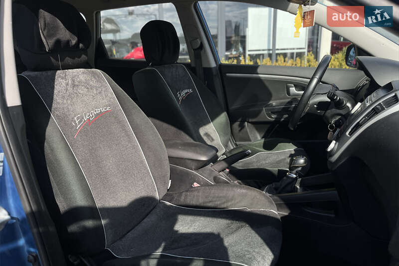 Універсал Kia Ceed 2009 в Мукачевому фото 11 Універсал Kia Ceed 2009 в Мукачевому