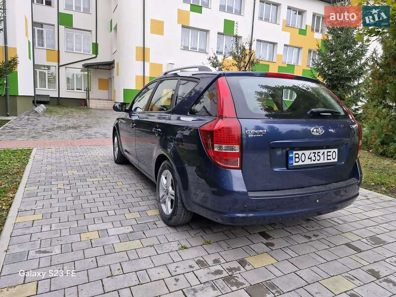 Универсал Kia Ceed 2010 в Тернополе