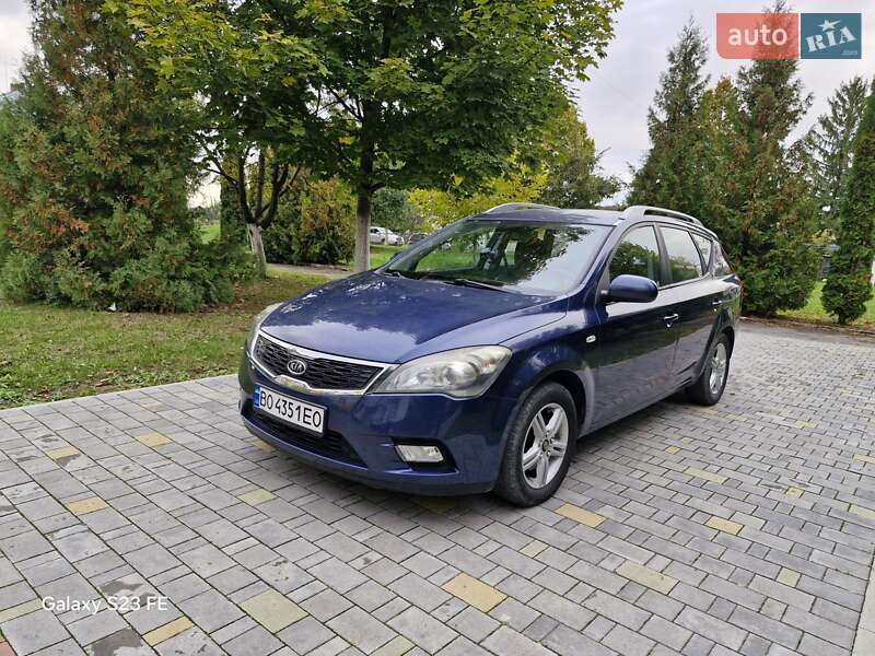 Универсал Kia Ceed 2010 в Тернополе