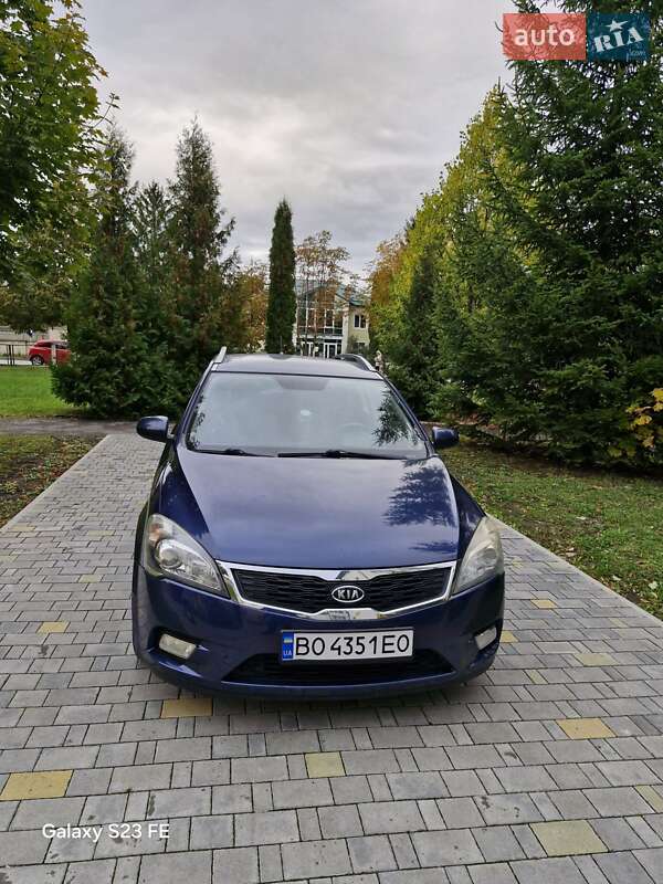 Универсал Kia Ceed 2010 в Тернополе