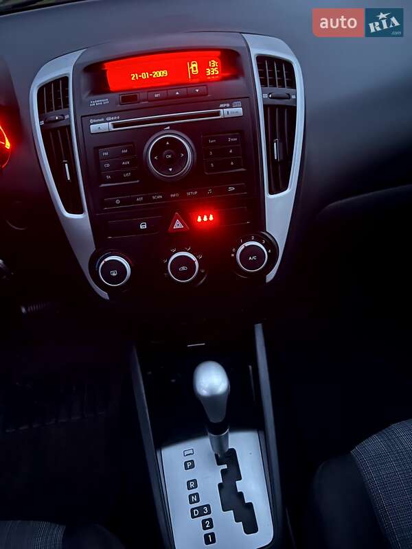 Хэтчбек Kia Ceed 2010 в Нежине
