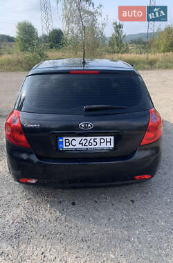 Хетчбек Kia Ceed 2007 в 