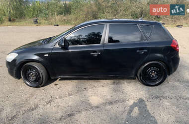 Хетчбек Kia Ceed 2007 в 