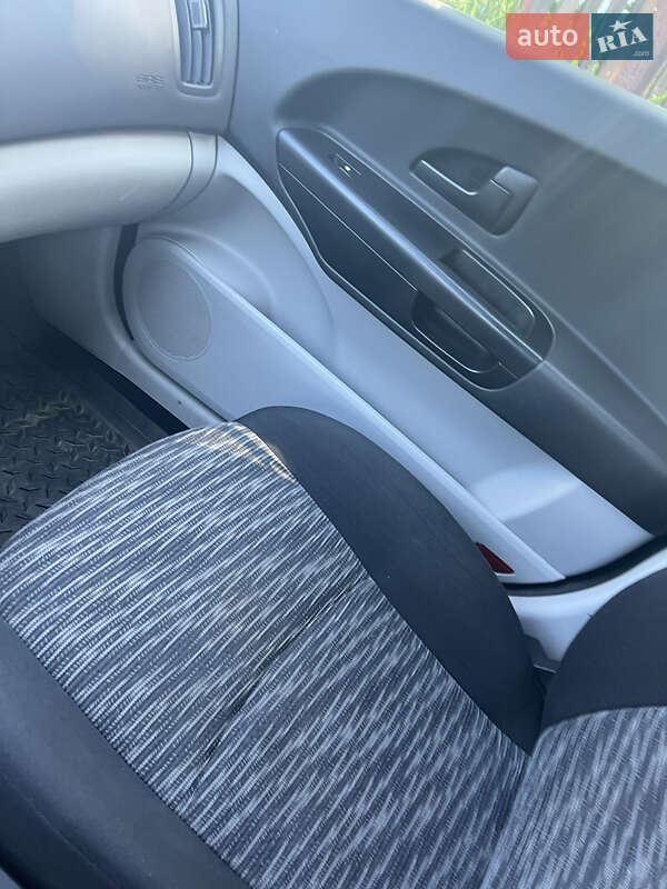 Хэтчбек Kia Ceed 2008 в Житомире фото 9 Хэтчбек Kia Ceed 2008 в Житомире