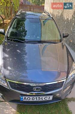 Універсал Kia Ceed 2010 в  фото 4 Універсал Kia Ceed 2010 в