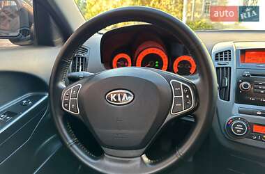 Универсал Kia Ceed 2008 в 