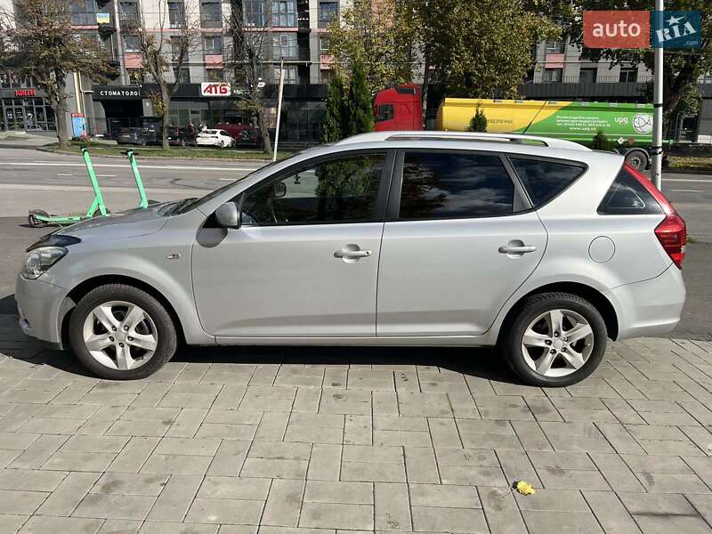 Универсал Kia Ceed 2010 в Красилове