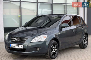 Хэтчбек Kia Ceed 2007 в Мукачево
