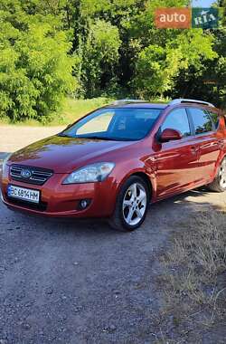 Универсал Kia Ceed 2008 в Львове