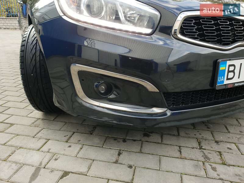 Хэтчбек Kia Ceed 2016 в Горишних Плавнях