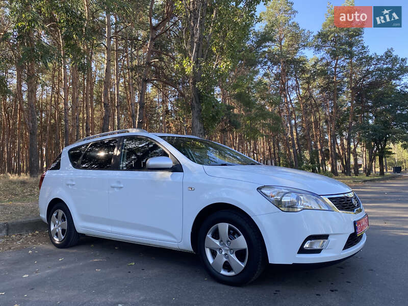 Универсал Kia Ceed 2009 в Николаеве