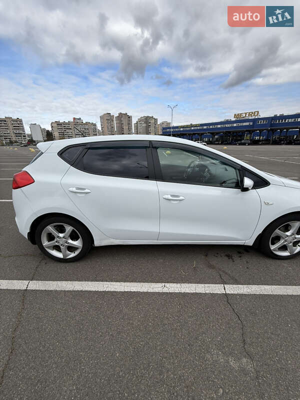 Хэтчбек Kia Ceed 2012 в Киеве фото 8 Хэтчбек Kia Ceed 2012 в Киеве
