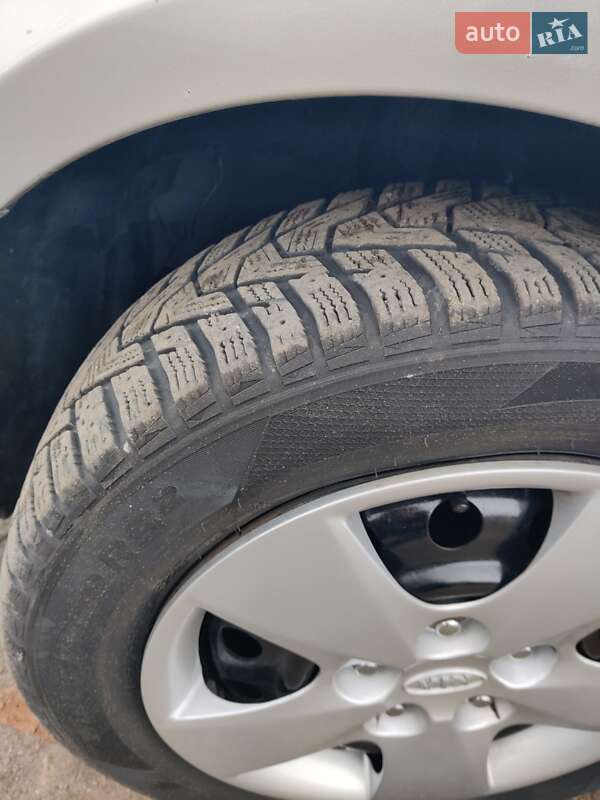 Хэтчбек Kia Ceed 2008 в Казатине фото 4 Хэтчбек Kia Ceed 2008 в Казатине