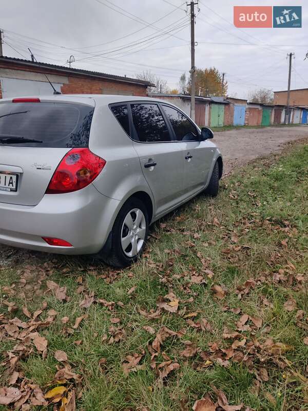 Хэтчбек Kia Ceed 2008 в Казатине фото 10 Хэтчбек Kia Ceed 2008 в Казатине