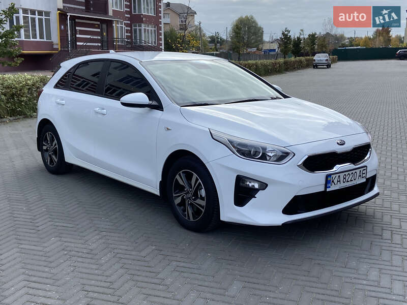 Хетчбек Kia Ceed 2019 в Києві фото 11 Хетчбек Kia Ceed 2019 в Києві