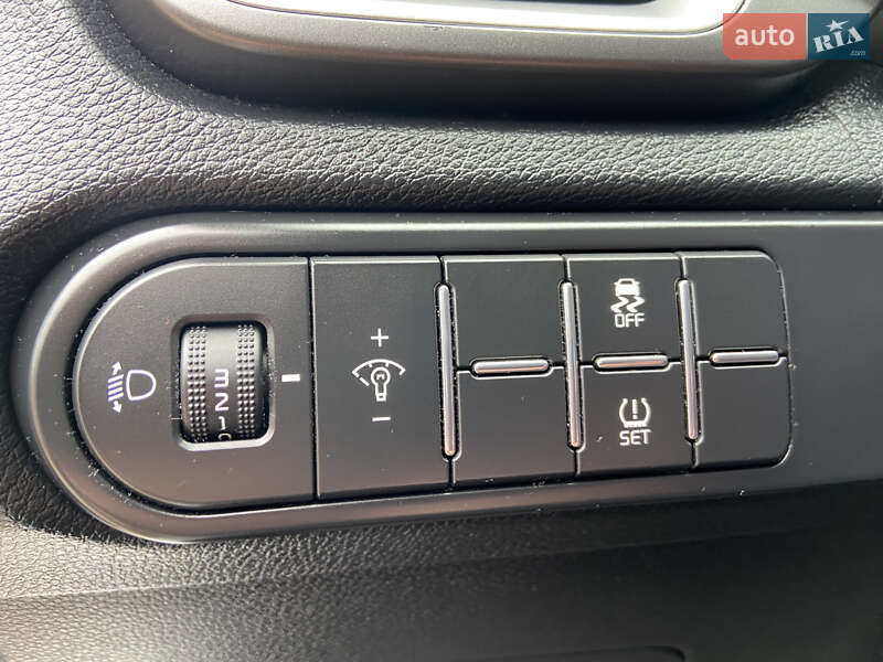 Хетчбек Kia Ceed 2019 в Києві фото 44 Хетчбек Kia Ceed 2019 в Києві