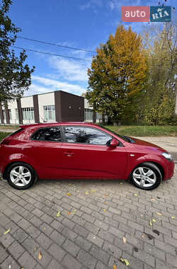 Хэтчбек Kia Ceed 2008 в Черновцах