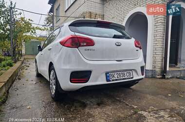 Хэтчбек Kia Ceed 2017 в Вараше