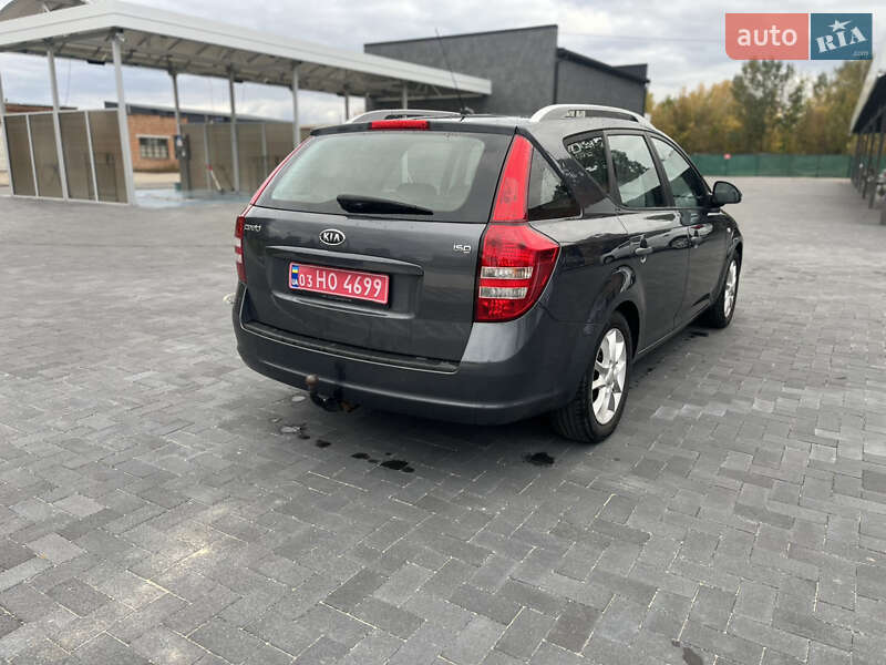 Универсал Kia Ceed 2009 в Лубнах
