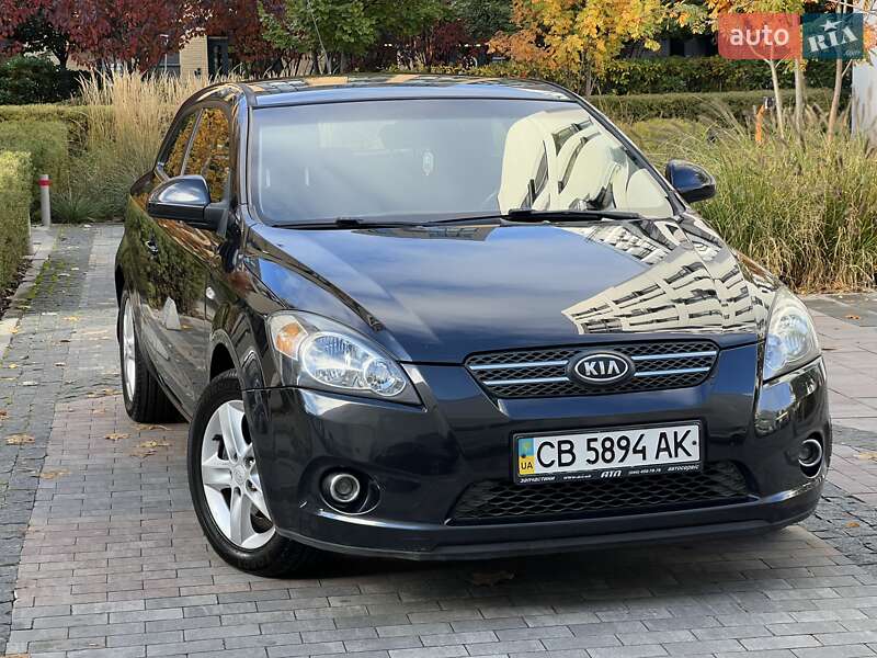 Хэтчбек Kia Ceed 2008 в Киеве фото 9 Хэтчбек Kia Ceed 2008 в Киеве