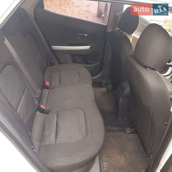 Хэтчбек Kia Ceed 2012 в Одессе