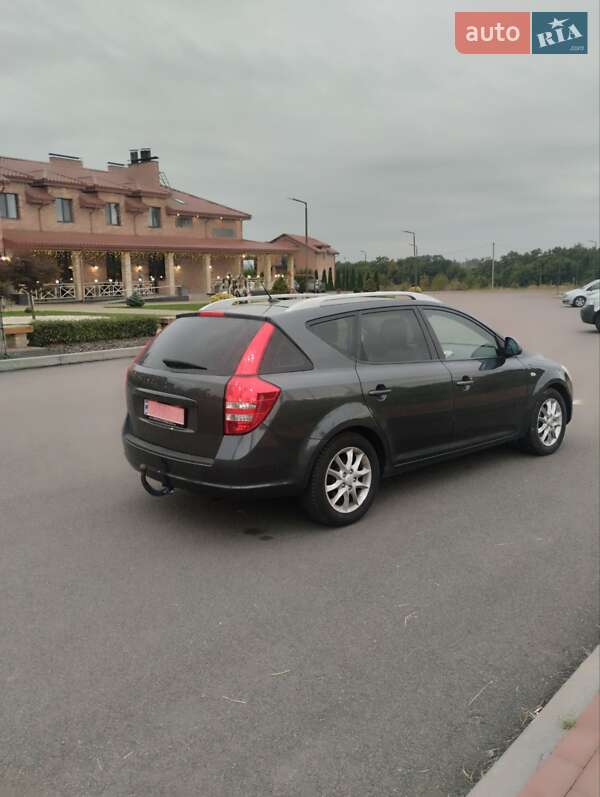 Універсал Kia Ceed 2008 в Гощі фото 5 Універсал Kia Ceed 2008 в Гощі
