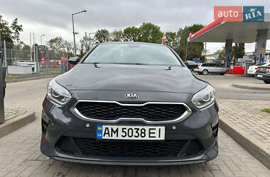 Хетчбек Kia Ceed 2019 в  фото 6 Хетчбек Kia Ceed 2019 в