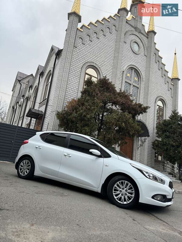 Хетчбек Kia Ceed 2013 в Києві