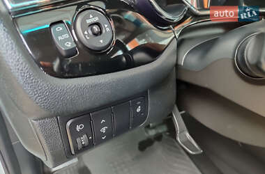 Хэтчбек Kia Ceed 2017 в 