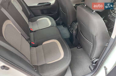 Хэтчбек Kia Ceed 2017 в 