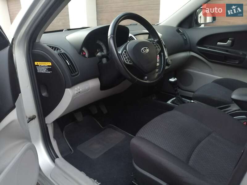 Универсал Kia Ceed 2007 в Виннице фото 8 Универсал Kia Ceed 2007 в Виннице