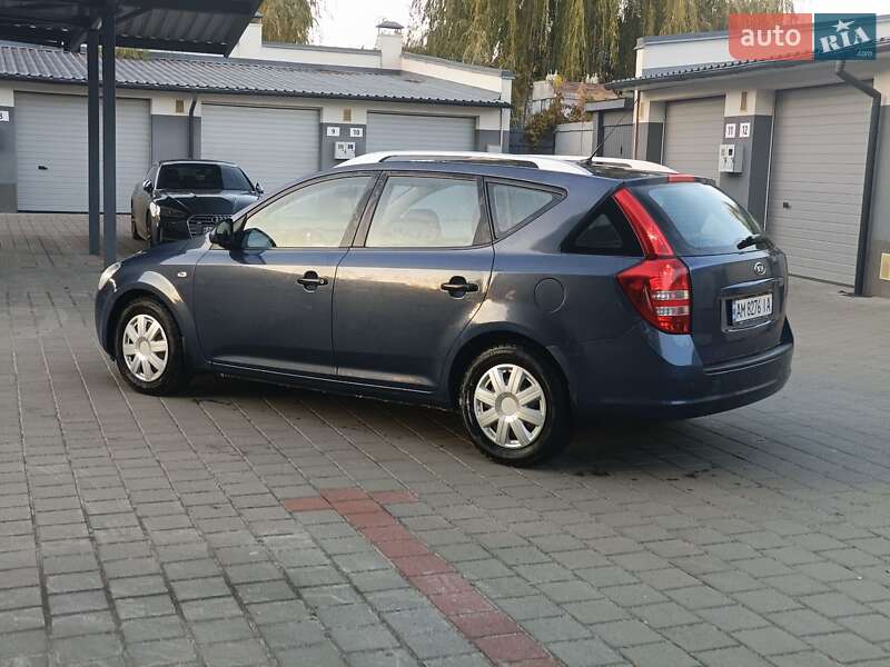 Универсал Kia Ceed 2007 в Житомире фото 5 Универсал Kia Ceed 2007 в Житомире