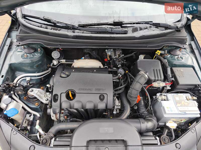 Хетчбек Kia Ceed 2008 в Дніпрі фото 22 Хетчбек Kia Ceed 2008 в Дніпрі