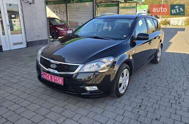 Універсал Kia Ceed 2012 в  фото 8 Універсал Kia Ceed 2012 в